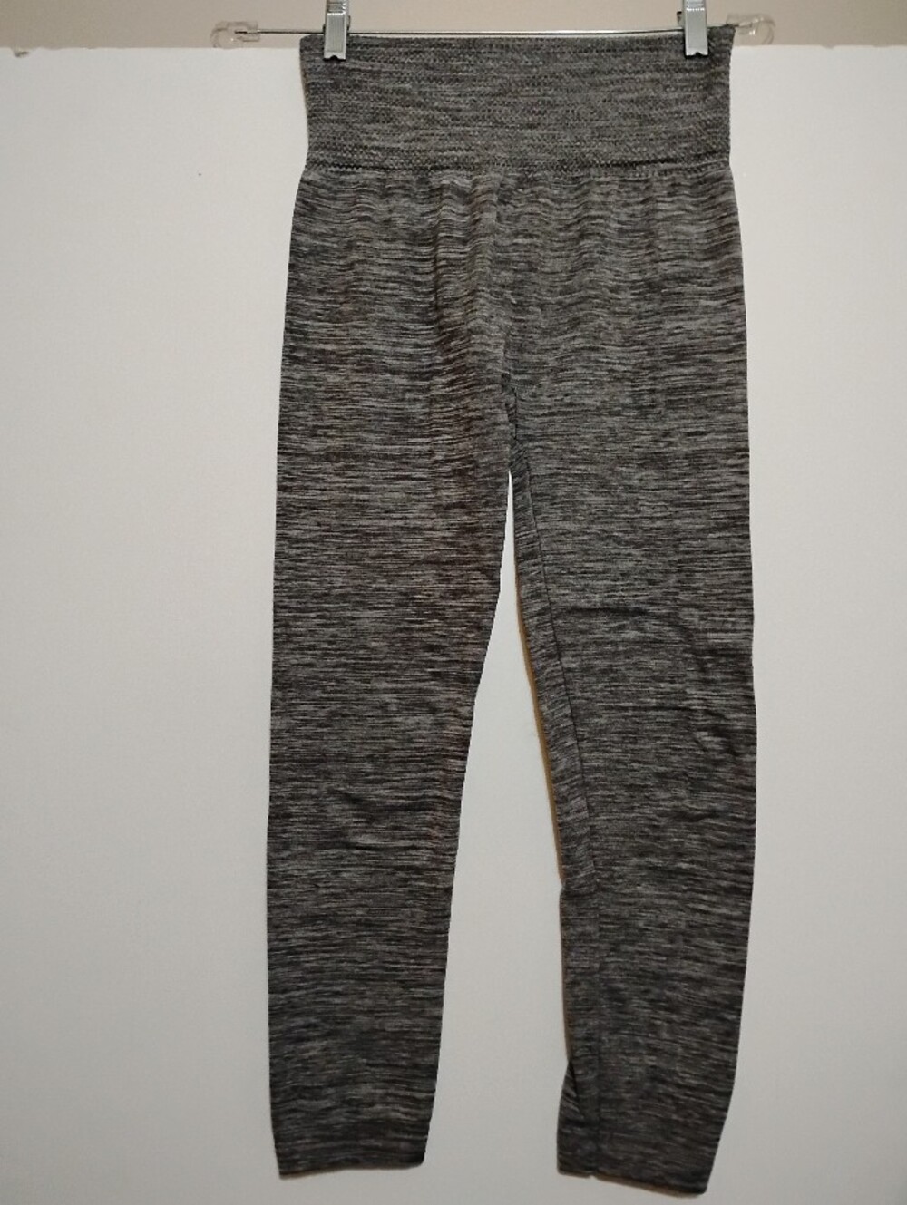 FORNIA GRAY Leggings Thick Fabric 92% Rayon 8% Spandex Junior One Size